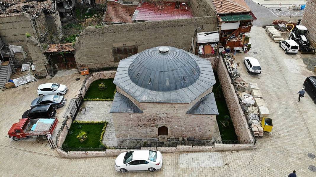 Anadolu'nun ilk umumi tuvaleti 'Sık Dişini Helası' isminin arkasındaki ilginç gerçek! 16